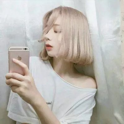 疯狂的狮子 海报